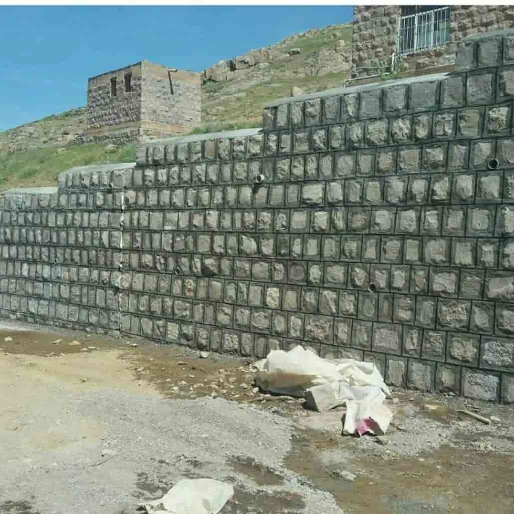 سنگ مالون تراش خورده