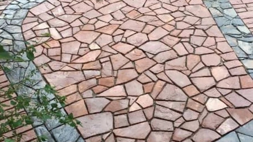 تولید سنگ لاشه ورقه ای و موزاییکی در مشهد و ارسال به سراسر کشور تولید سنگ لاشه ورقه ای و موزاییکی در مشهد و ارسال به سراسر کشور